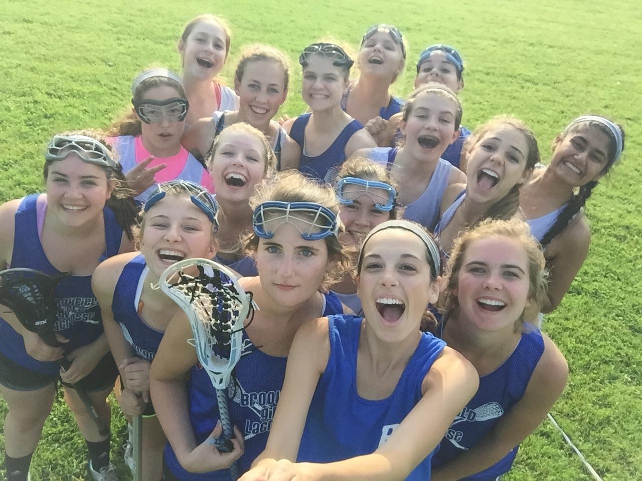 girls-lacrosse-brookfield-central-tyro