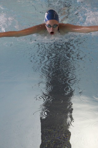 Swimmer Sydney Kane ('18) swims the breast stroke.