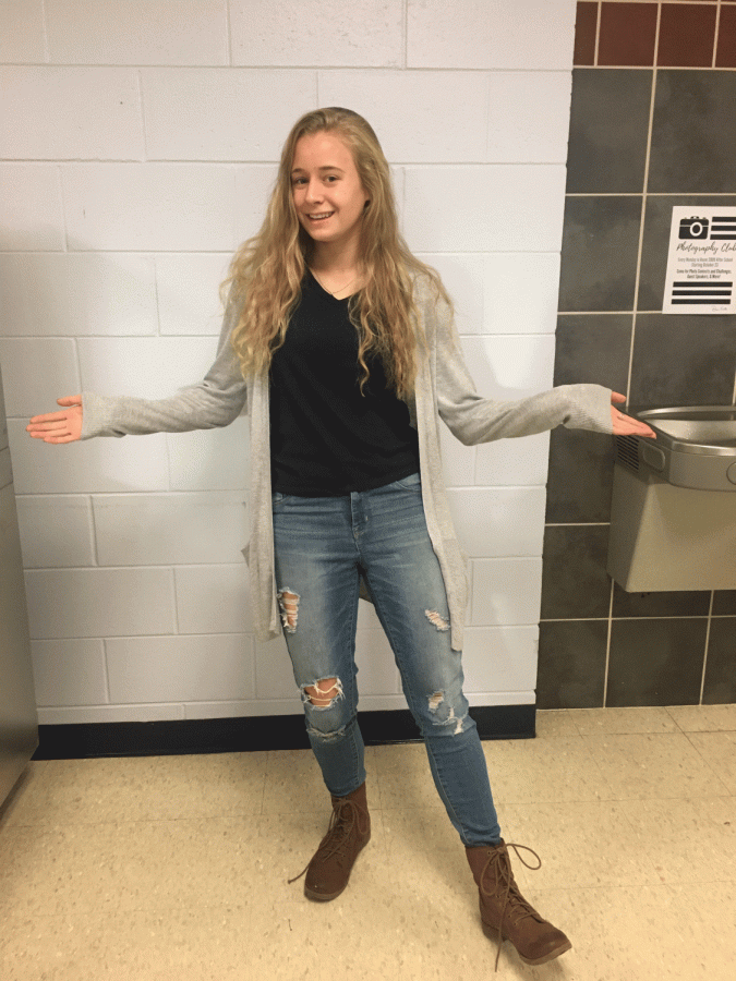 Daphe Milkert (‘20) at the posing with her fall fashion